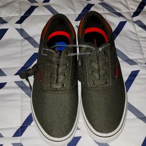 Men's shoes